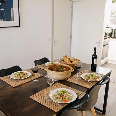 Ac- En Famille Ou Entre Amis-ies Avec Sauna Et A 50m Apartmán *